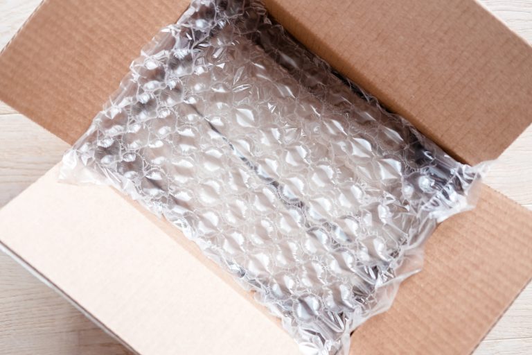 wrap-items-in-the-box-bubble-wrapped