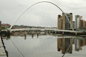 image-of-the-millennium-bridge-linking-newcastle-and-gateshead