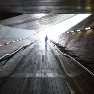image-of-sanbashi-pier-built-in-1986-yokohama’s-style-designed-to-feature-no-stairs,-beams-or-posts-so-it-feels-like-a-natural-creation-underground