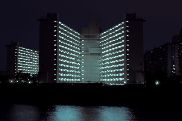 toshima-gochome-danchi-across-sumida-river-shot-by-cody-ellingham-captures-the-decline-of-tokyo’s-ultramodern-dreams-through-its-decaying-apartment-complexes
