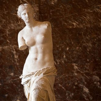 Venus-de-Milo-Sculpture-by-Alexandros-of-Antioch-in-Louvre-Museum