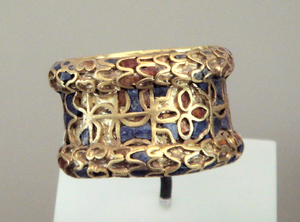A lapis lazuli ring found in ancient Sumerian, circa 3rd millennium BCE
